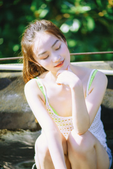 反穿第一甜婚