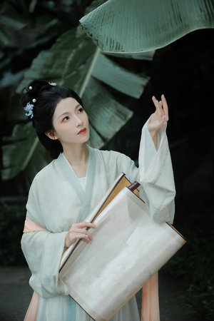 变成天使穿越异界