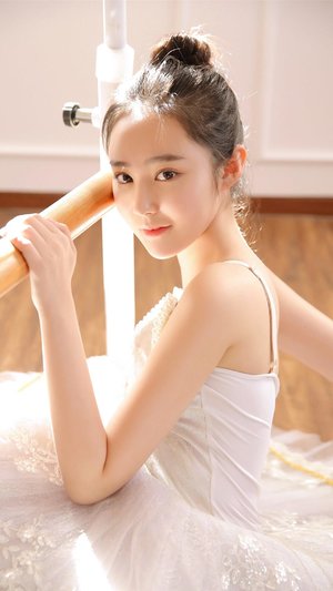 花间倌
