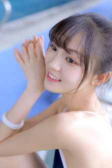 宫女如花满春殿